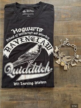 Wizarding World Bundle Hogwarts Charm Bracelet & Ravenclaw Quidditch Tee XL